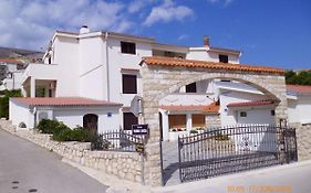 Apartments Lidija